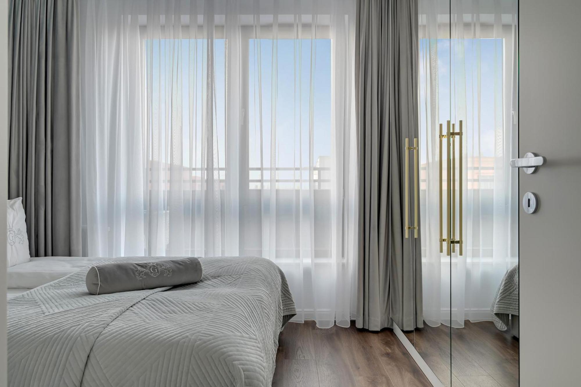 Scala 60F City Center Premium Apartments With Parking By Lion Apartments Гданск Екстериор снимка